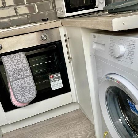 Cardiff City Centre Apartment- Penarth Road Eksteriør bilde